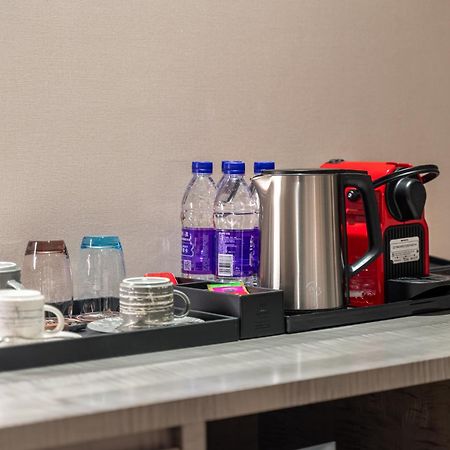 Hyatt Place Linyi People Square Екстер'єр фото