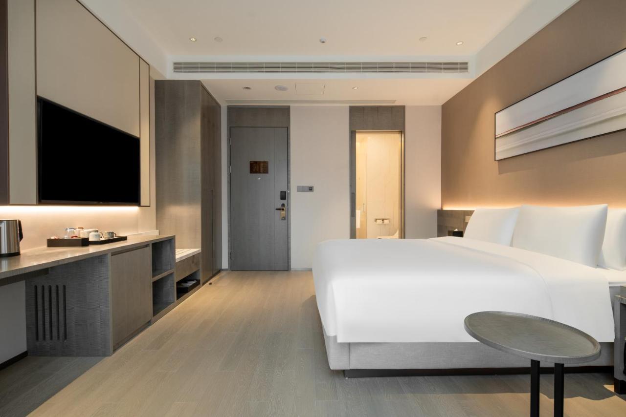 Hyatt Place Linyi People Square Екстер'єр фото